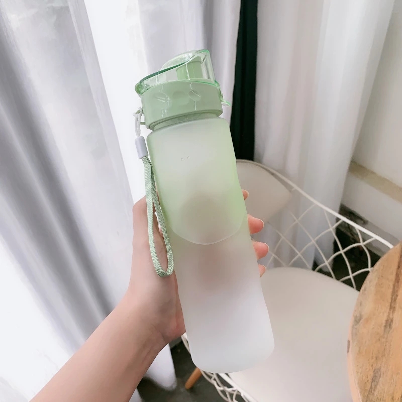 Tasse à boire en plastique de  - Sports Equipment Logo avis et prix